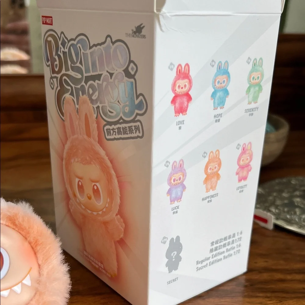 Authentic Pop Mart The Monsters Big Into Energy Labubu- Happiness, New Open Box - Picture 11 of 12